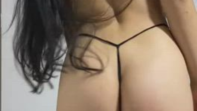 would you like to slap my ass ?