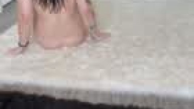 Can I be your little fuck doll pretty please?!