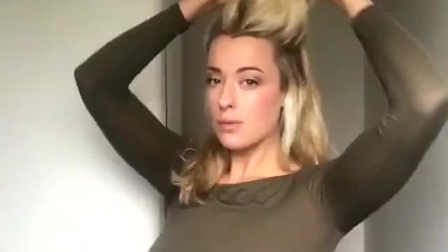 I like how she dances