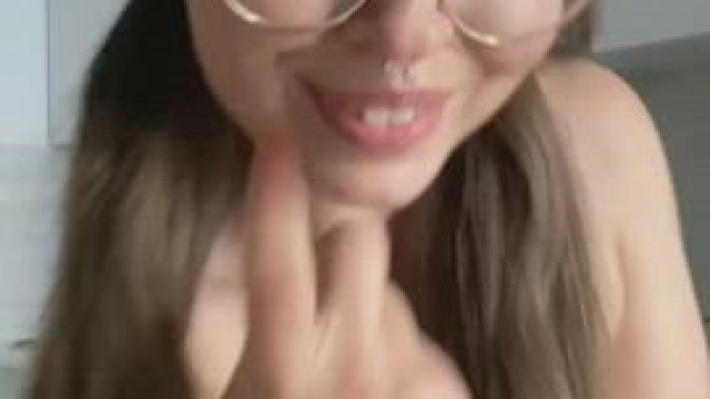 Is anyone looking for a cute girlfriend!