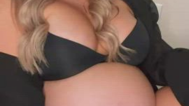 Boo!! now get ur treat.