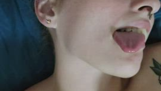 The bitch is out of face cream