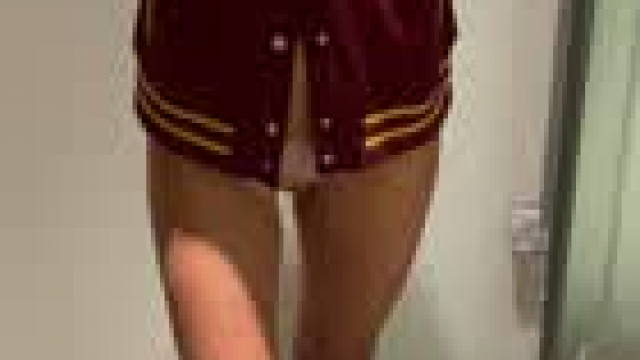 DIENSTAG! Wollt ihr mit ins Schwimmteam und ein wenig Nachhilfe in Sachen Sex (f