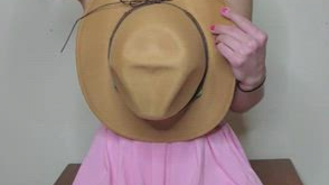 Cowgirl in chucks... perfect combo