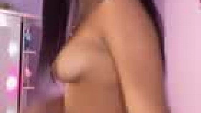 Eyes here! What can you say to my ass?