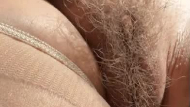 My divorce is final today, can I get a congratulations… ;)