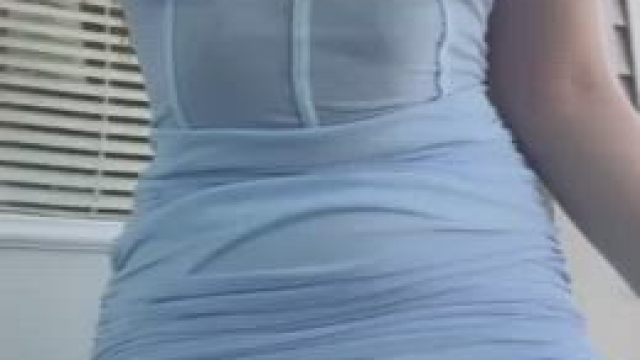 What a cuty day to go outside and show you my body