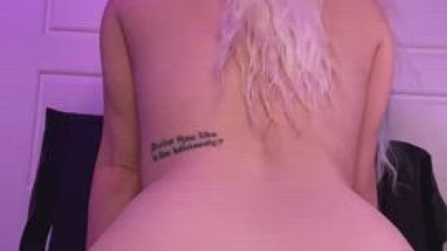 Pussy so grippy like those blue hospital socks..