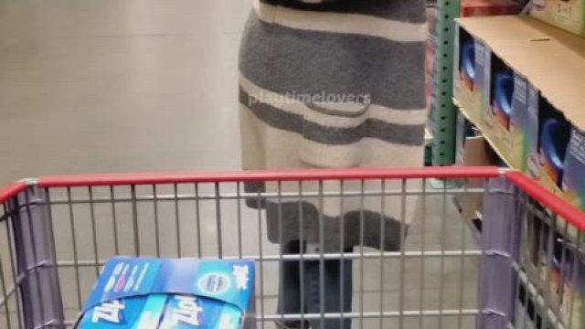 He asked me to flash him inside the big box store...