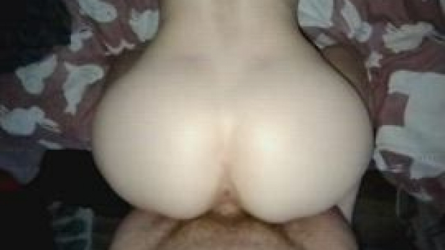 My girls hoop going up and down again