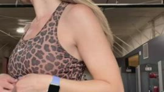 Workouts are always more fun with a side of risk and a dash of butt sweat [GIF]