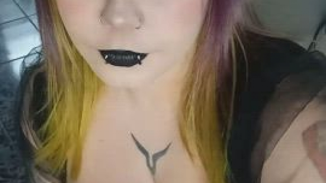 Goth chicks with big areolas is all you need