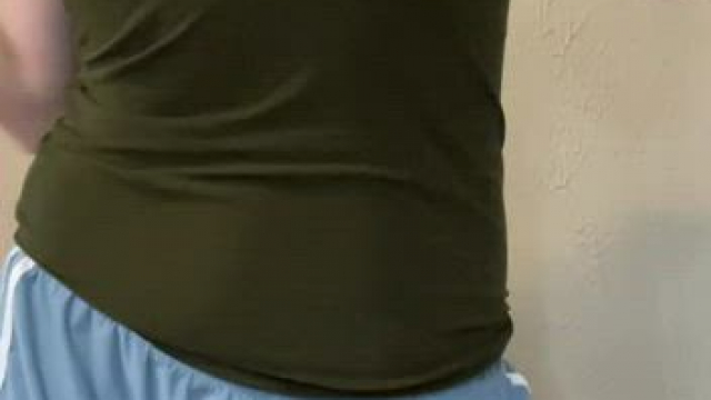 How About A Sexy Tall Girl Titty Drop For Your Bedlam Saturday