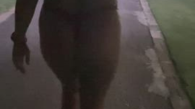 [GIF] Taking a topless stroll through the resort