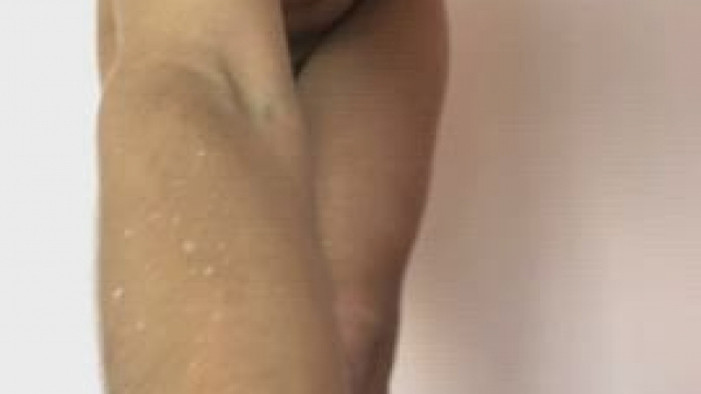 Come and delight yourself with my whole body