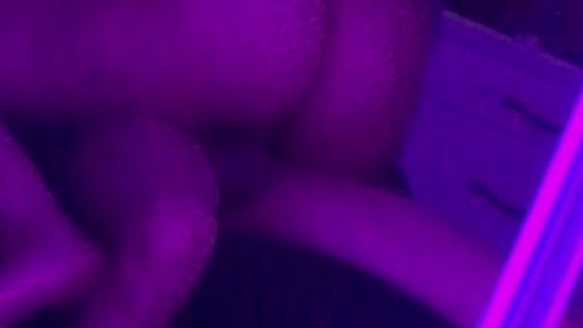 Bouncing my ass on daddy