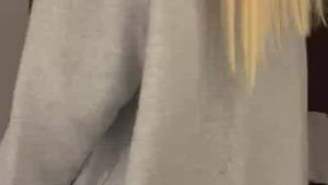 The kitty on the back or my kitty?