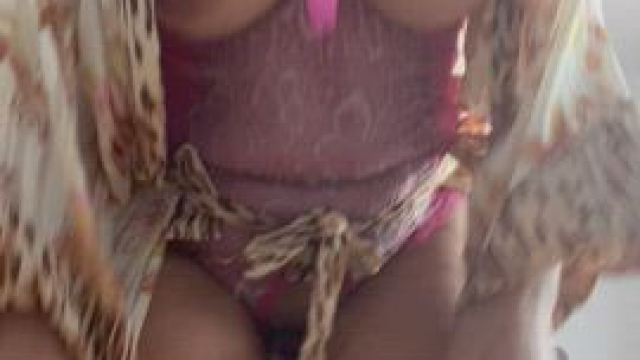 I wanna cheat so bad but with whooo