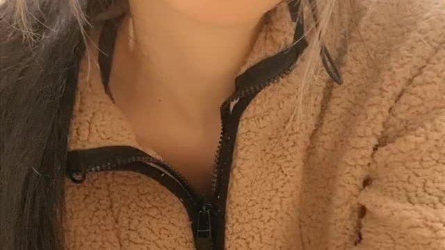 They’re so tiny they barley jiggle when i jump 