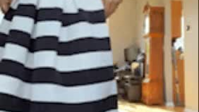 Vietnamese sexy mom watch till the end for a surprise!