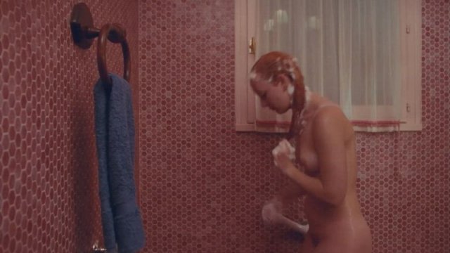 Romanna Lobach in French short film 