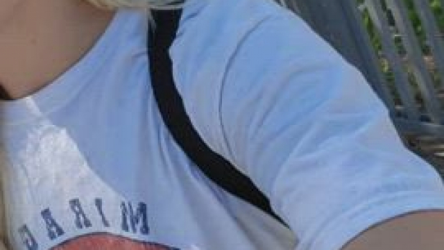 Dared to show my boobs off in the park. [F]