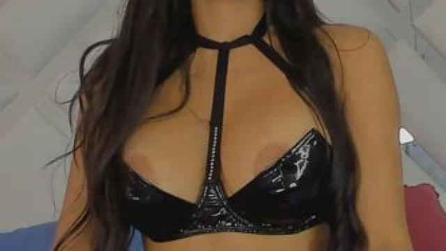 Brown tight body young girl for you