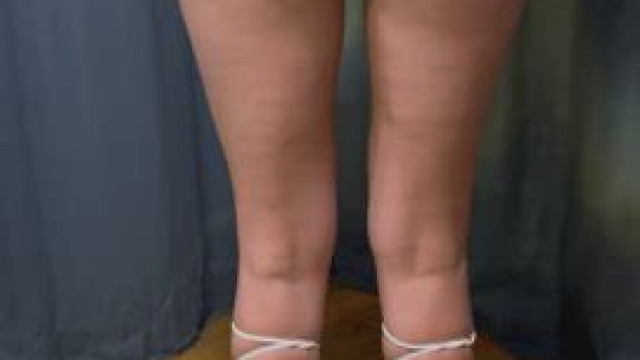 First one! Is this little latina doing it right?