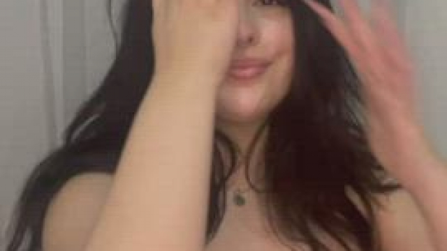 Hope you'd let me bounce them on your face. 32yo single mom