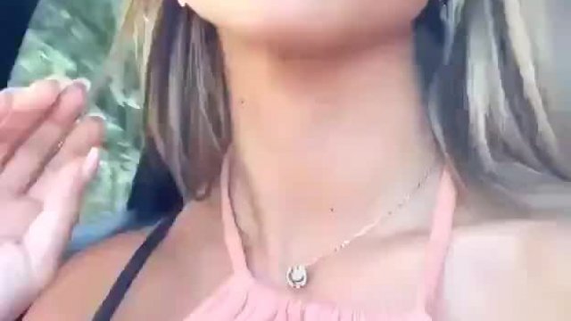 She's got nice tits!