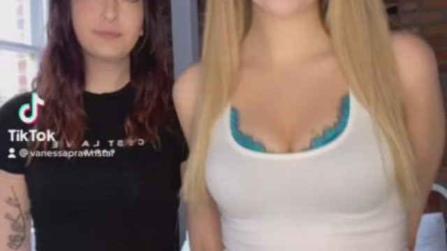 When girls make tiktoks together…