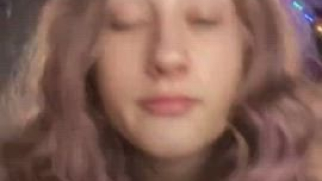 Lucy a few minutes ago (2/2)