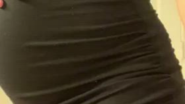 Turn me around and lift up my dress