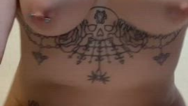 if you’re jerking off right now say hi ?