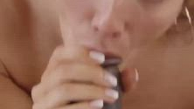 Blowjob from Eva Lovia