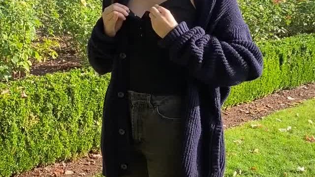 Risky titty drop at the park! [Flash]