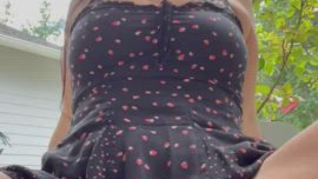 Would you consider dating a Latina woman