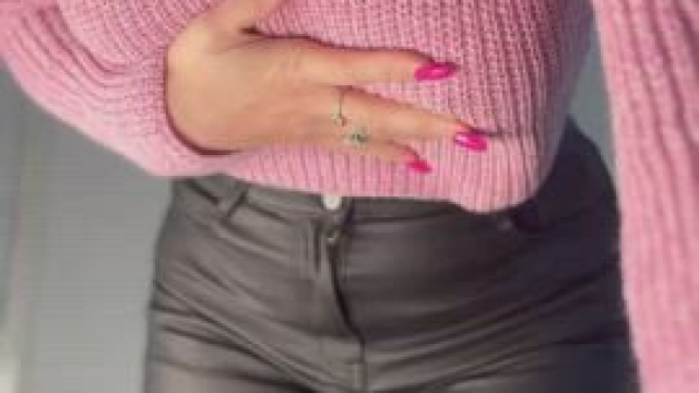 If I did this in front of you, would you bang me?