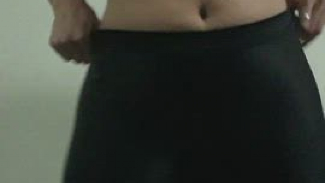 Hubbie works all day and I'm horny all day