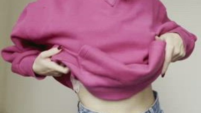 This is what u gonna see in a changing room w me