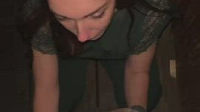 A kilt makes giving him a spontaneous blowjob so much easier [FM]