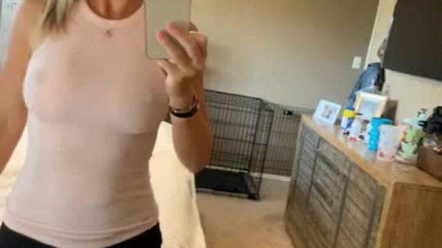 Just right or to much? It’s a Lulu top.