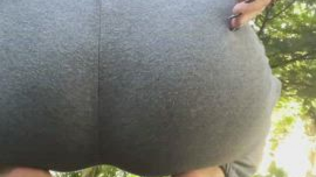 It’s a beautiful day for a (plugged) walk! [F]