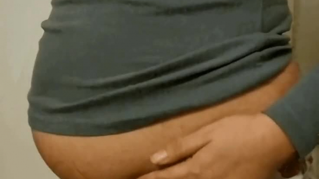 Fatty's clothes are getting tighter ????