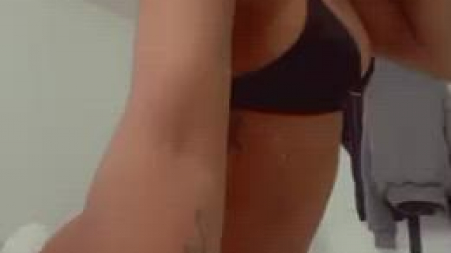 How long could you last if I fucked you like my pillow ?