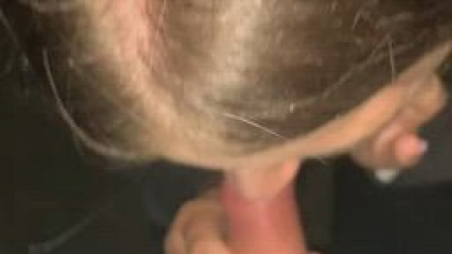 I love sucking dick outside