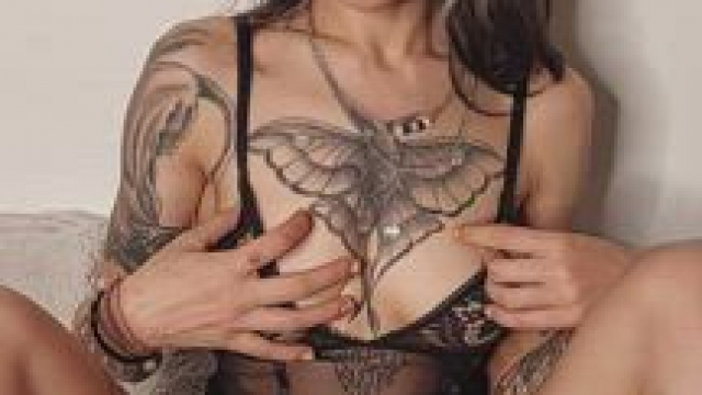 fist post here!! enjoy this sexy alt fuckdoll