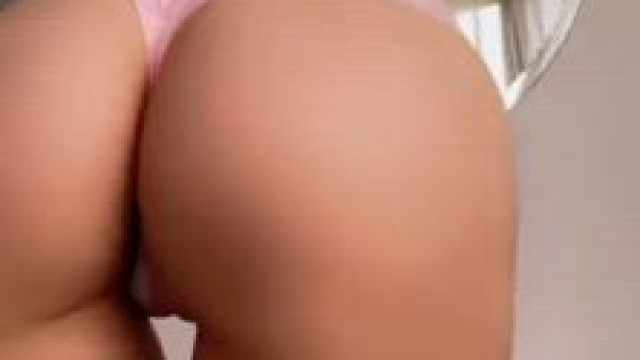 Is my Japanese booty spankable