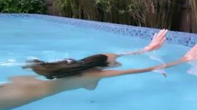 Busty milf D@niell3y ay@la nud3s collection link in comments