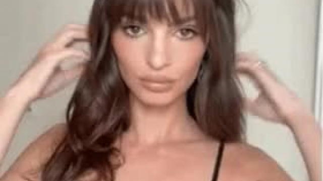 Feels so good throbbing for Emily Ratajkowski.